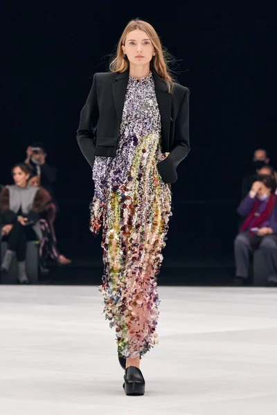 Look 54